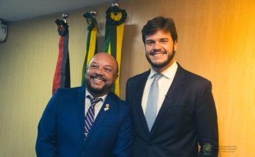 Câmara de Campina Grande abre trabalhos legislativos com presença do prefeito