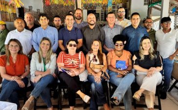 Saulo Germano reúne vereadores antes da abertura dos trabalhos na Câmara de Campina Grande
