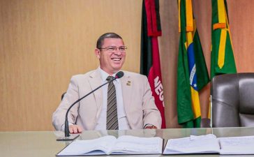 Vereador Dinho Papa-léguas tem seis projetos aprovados em benefício da população