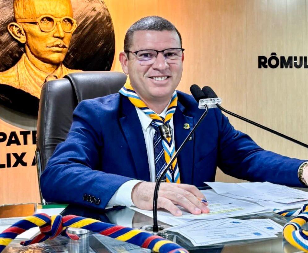 Câmara Municipal realiza sessão especial de Propositura do vereador Dinho Papa-Léguas em homenagem ao Dia do Escoteiro