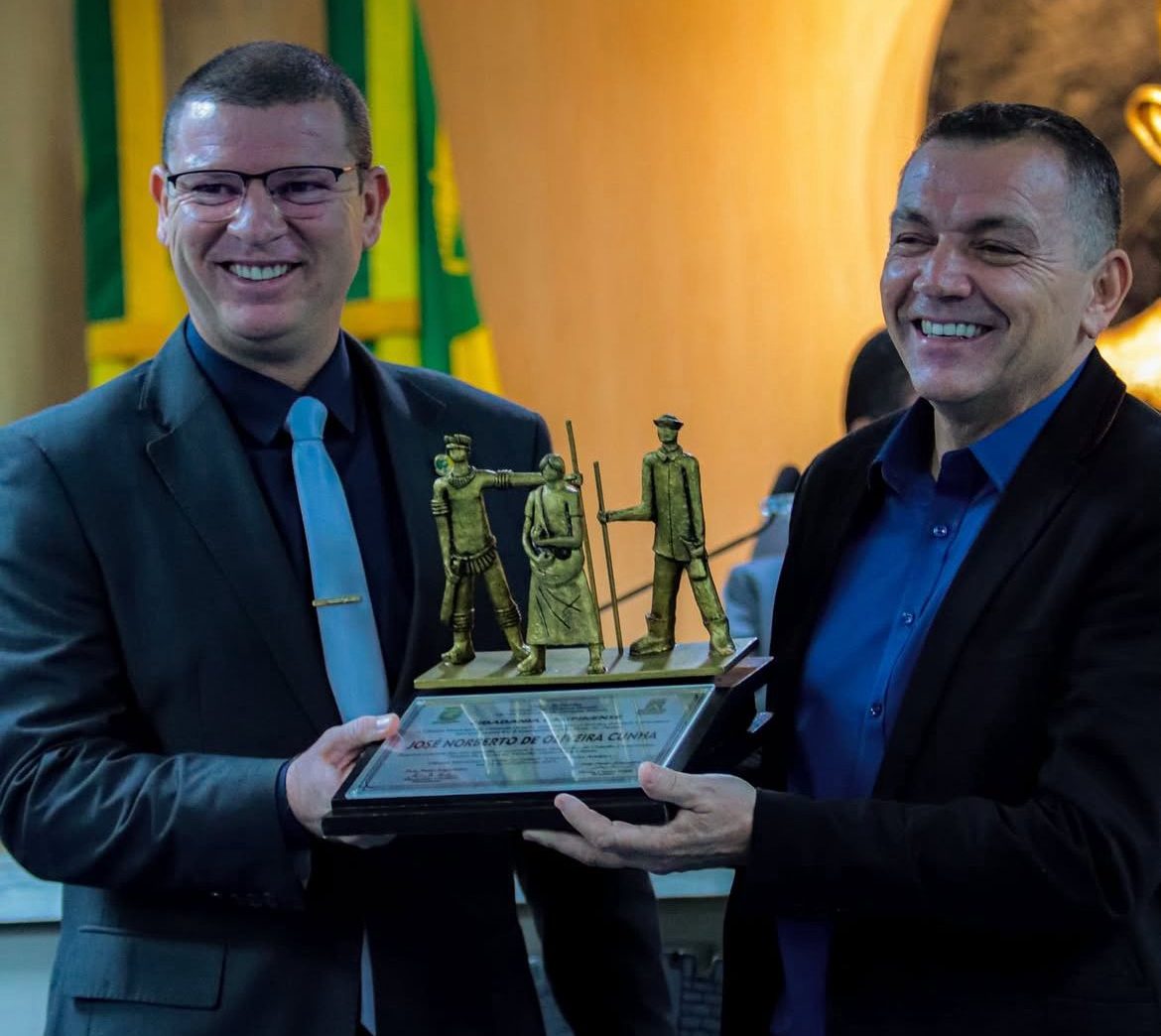 Dinho Papa-léguas reconhece trajetória de fé e serviço de Pastor José Noberto com Título de Cidadão Campinense