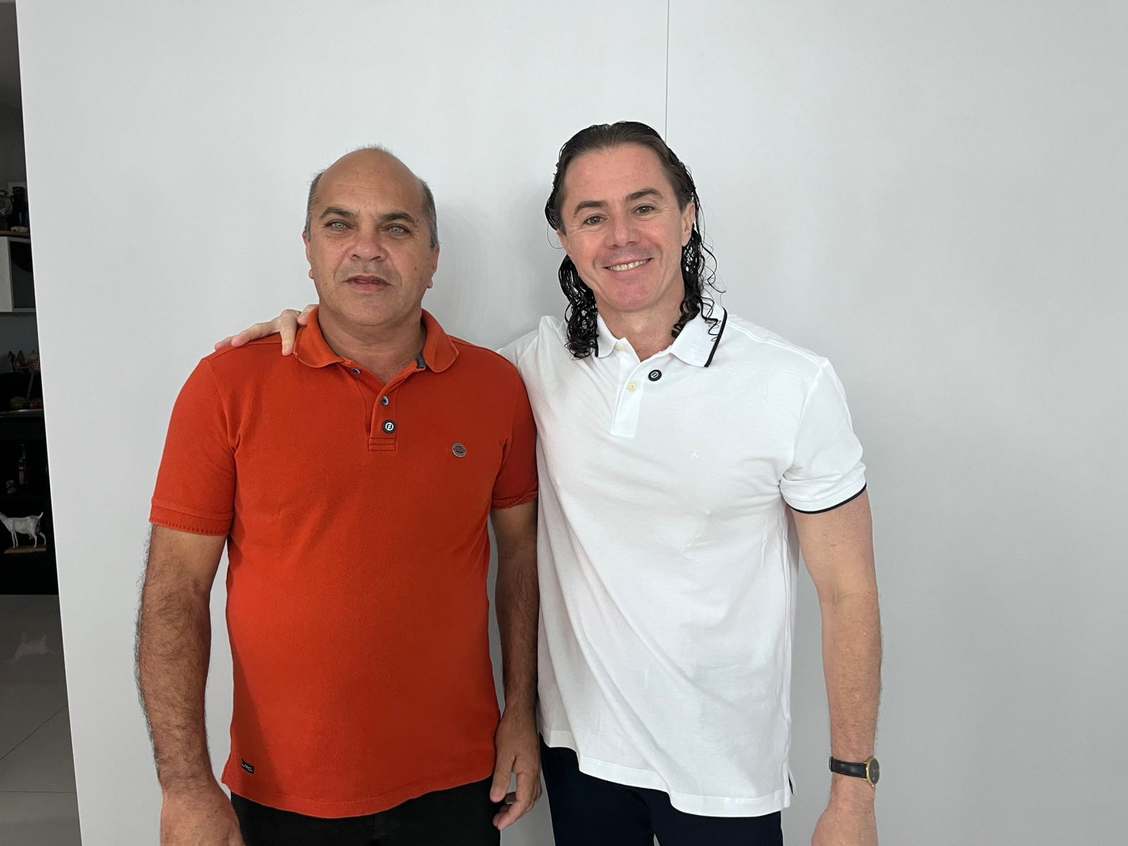 Prefeito de Matinhas, Benedito, anuncia apoio à reeleição de Veneziano para o Senado em 2026