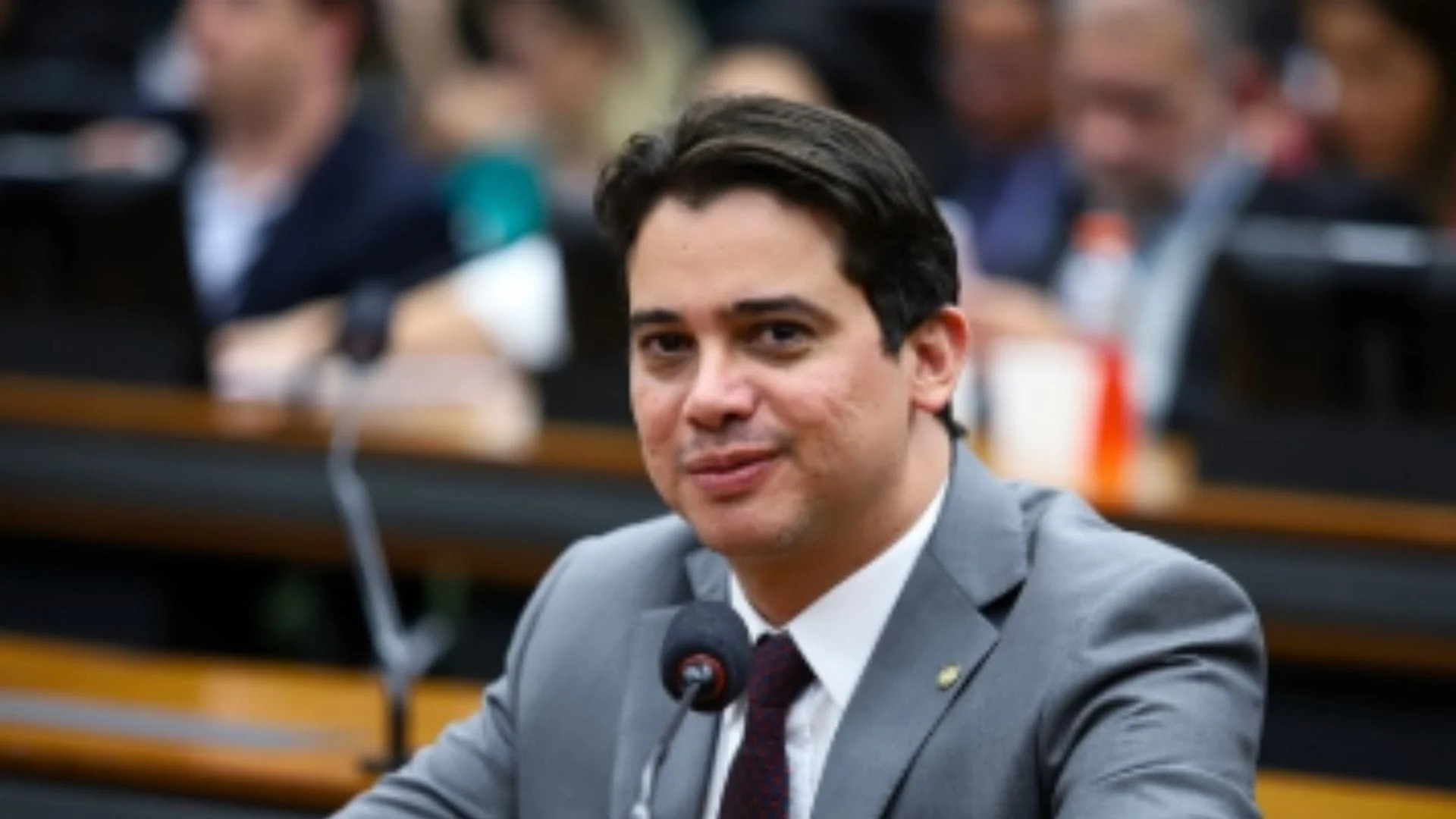 PF cumpre mandado na Câmara dos Deputados em operação que investiga fraudes em licitações no CE