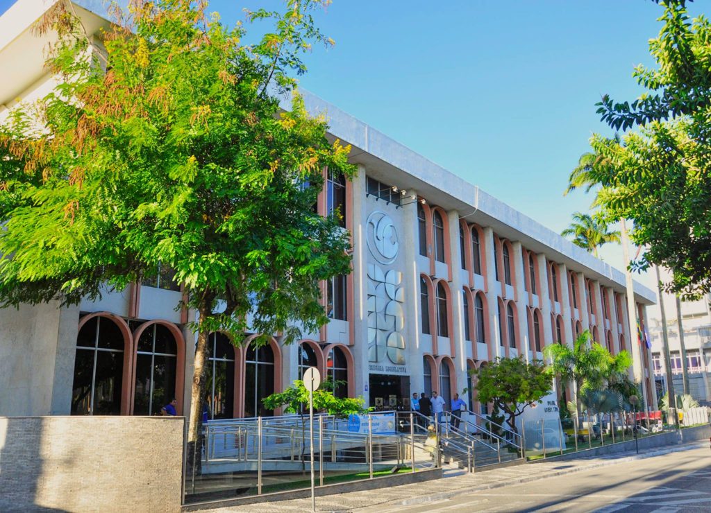 ALPB aprova ‘Lei Felca’ contra a adultização de crianças, na Paraíba