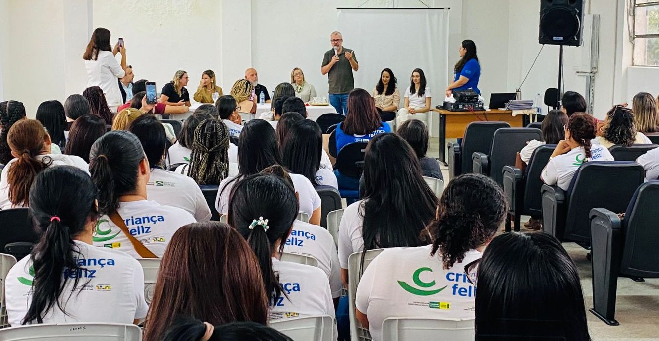 Governo Federal capacita através da Prefeitura de Campina Grande, para reordenamento do Programa Criança Feliz
