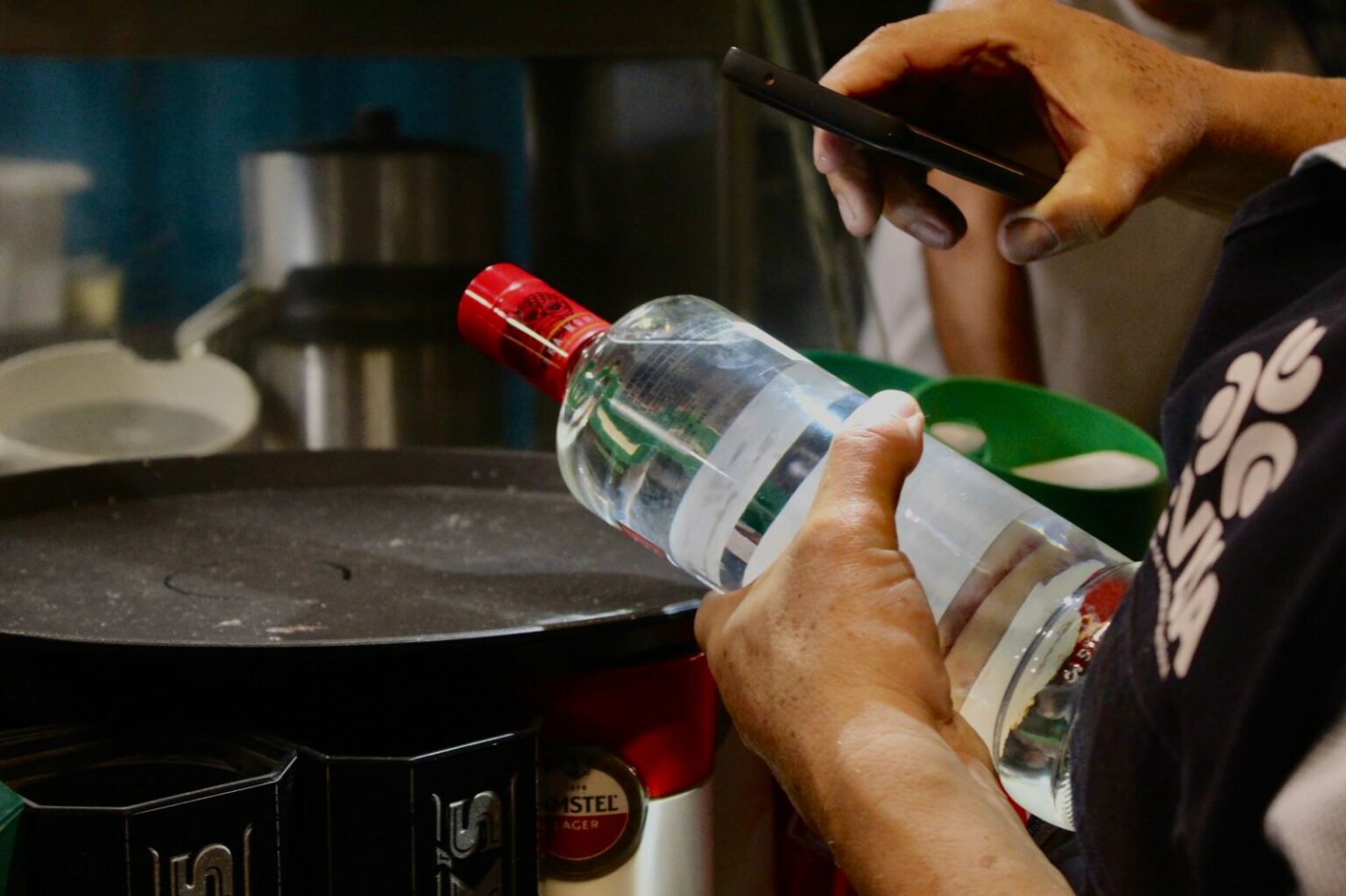 Procon-CG lança em parceria com a ABRABE cartilha que ajuda consumidor a identificar bebidas falsificadas