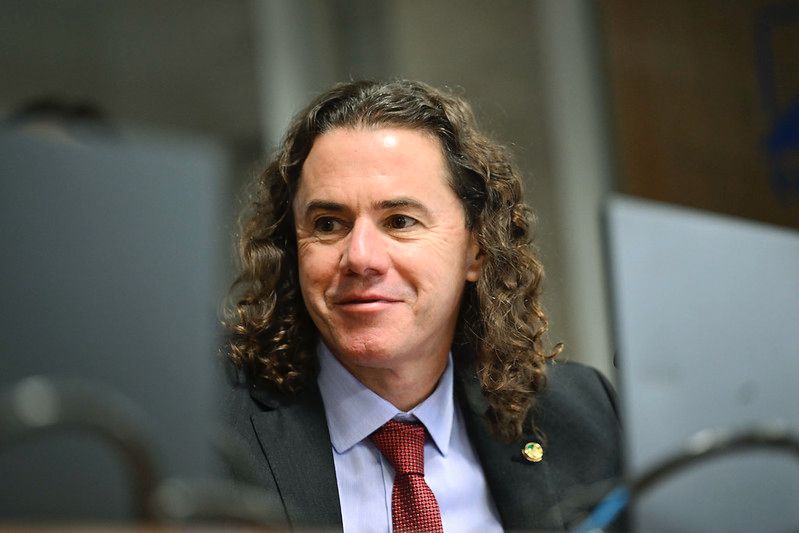 Dia do Servidor: Veneziano cita avanços que proporcionou como Prefeito de Campina Grande, Deputado Federal e Senador Dia do Servidor: Veneziano cita avanços que proporcionou como Prefeito de Campina Grande, Deputado Federal e Senador