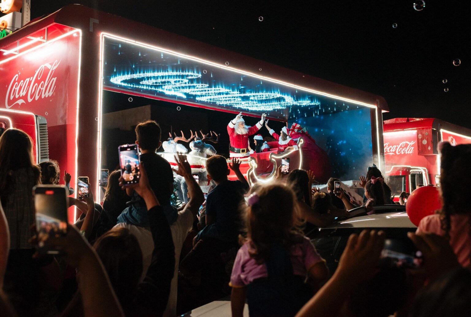 Caravana de Natal da Coca-Cola passa por Campina Grande nesta segunda-feira (24) confira a rota