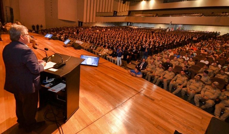 João Azevêdo participa de aula inaugural da 2ª turma de concursados da Polícia Militar e destaca valorização das Forças de Segurança