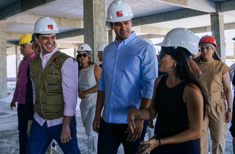 Lucas Ribeiro visita obras do Hospital da Mulher de Campina Grande e destaca avanço da construção Lucas Ribeiro visita obras do Hospital da Mulher de Campina Grande e destaca avanço da construção