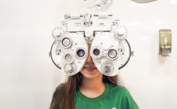 Secretaria de Educação (Seduc) entrega consultório móvel para atendimentos oftalmológicos de estudantes da rede municipal de Campina Grande