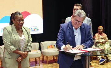 João Azevêdo e ministra Margareth Menezes anunciam R$ 65 milhões para a cultura paraibana