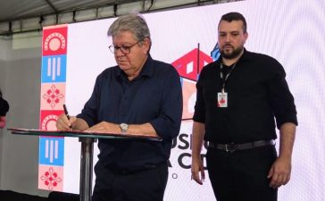 João Azevêdo lança novos editais do ICMS Cultural, homenageia empresas parceiras e abre nova exposição do Museu da Cidade